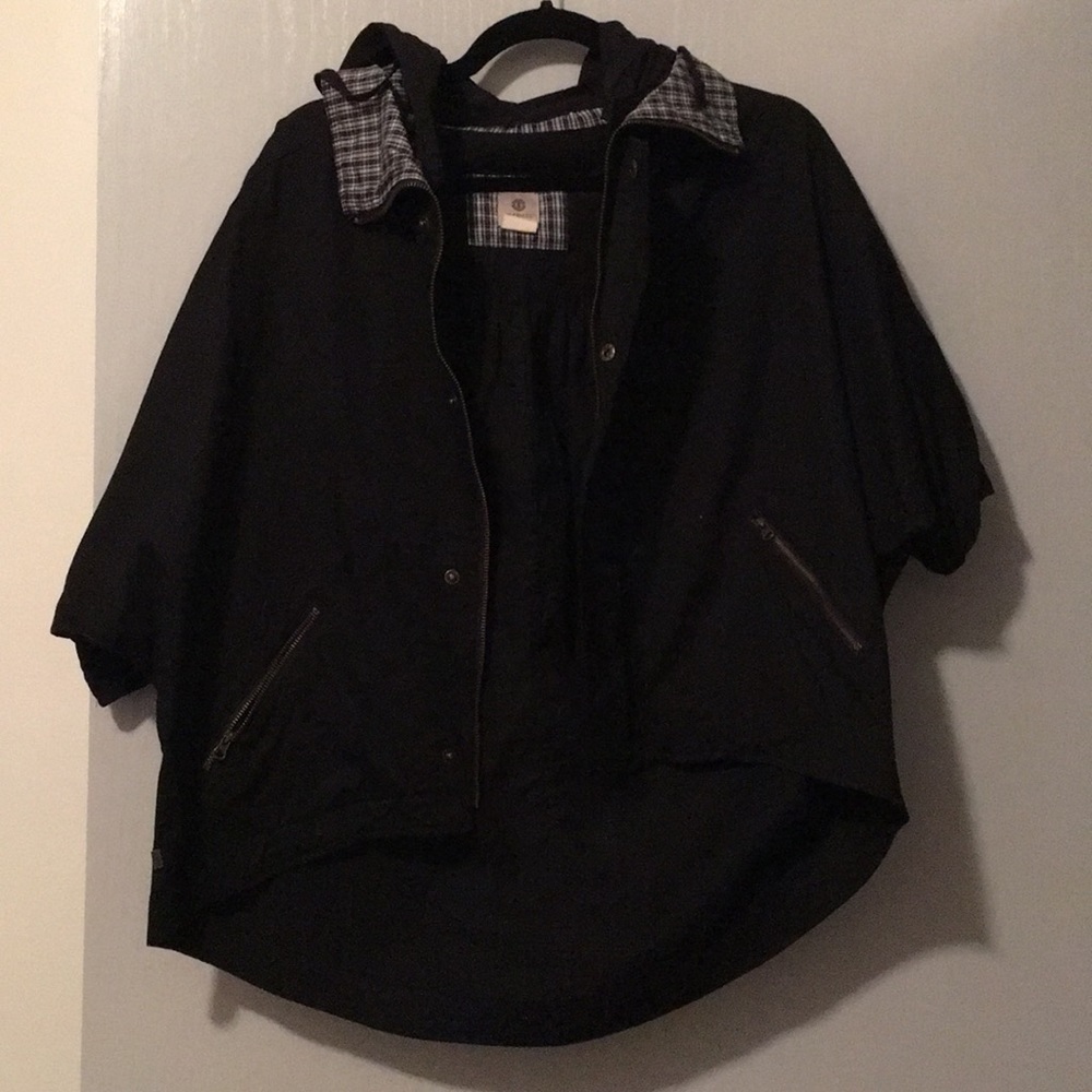 Element Wind Breaker